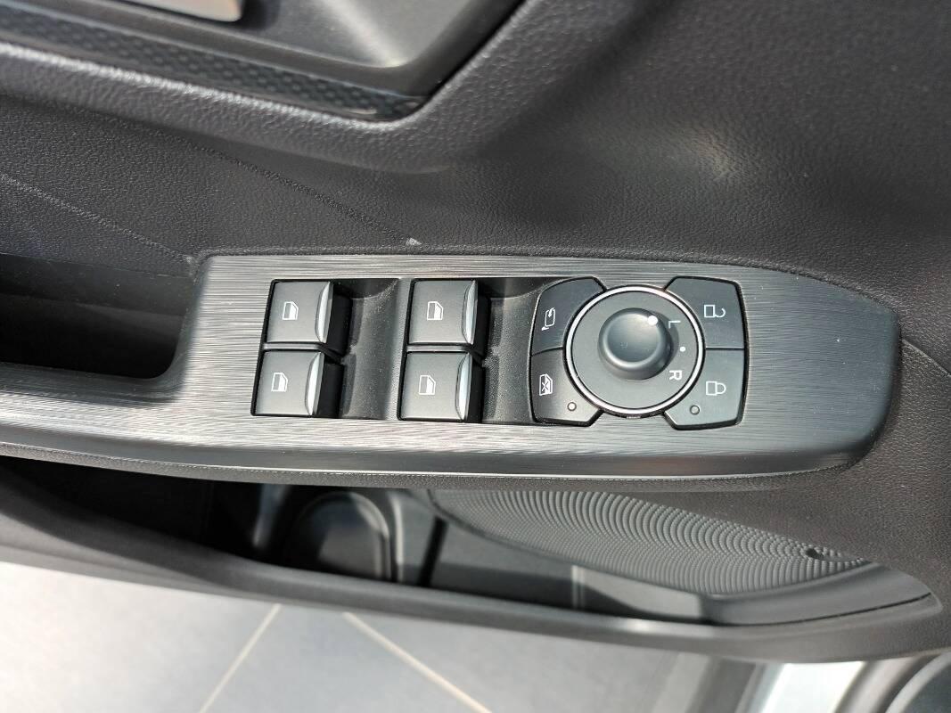 Ford Kuga 2.5 PLUG-IN HYBRID 225 CV ST-Line X