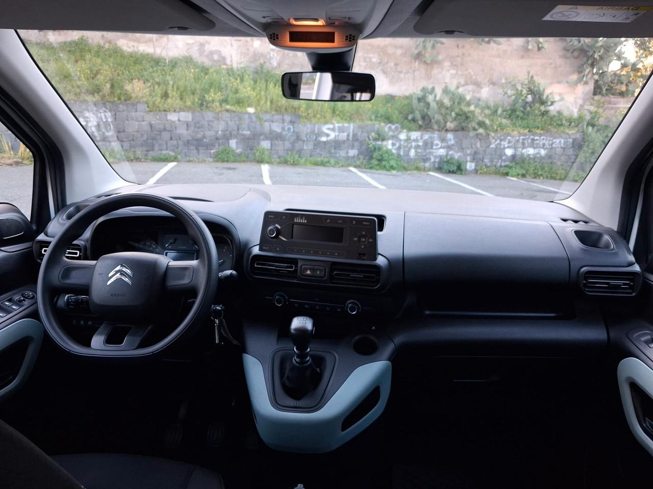 Citroen Berlingo Pianale ribassato con rampa disabili in carrozzina
