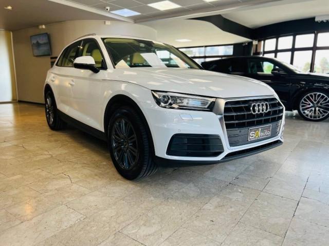 Audi Q5 30 2.0 tdi mhev Business 136cv s-tronic