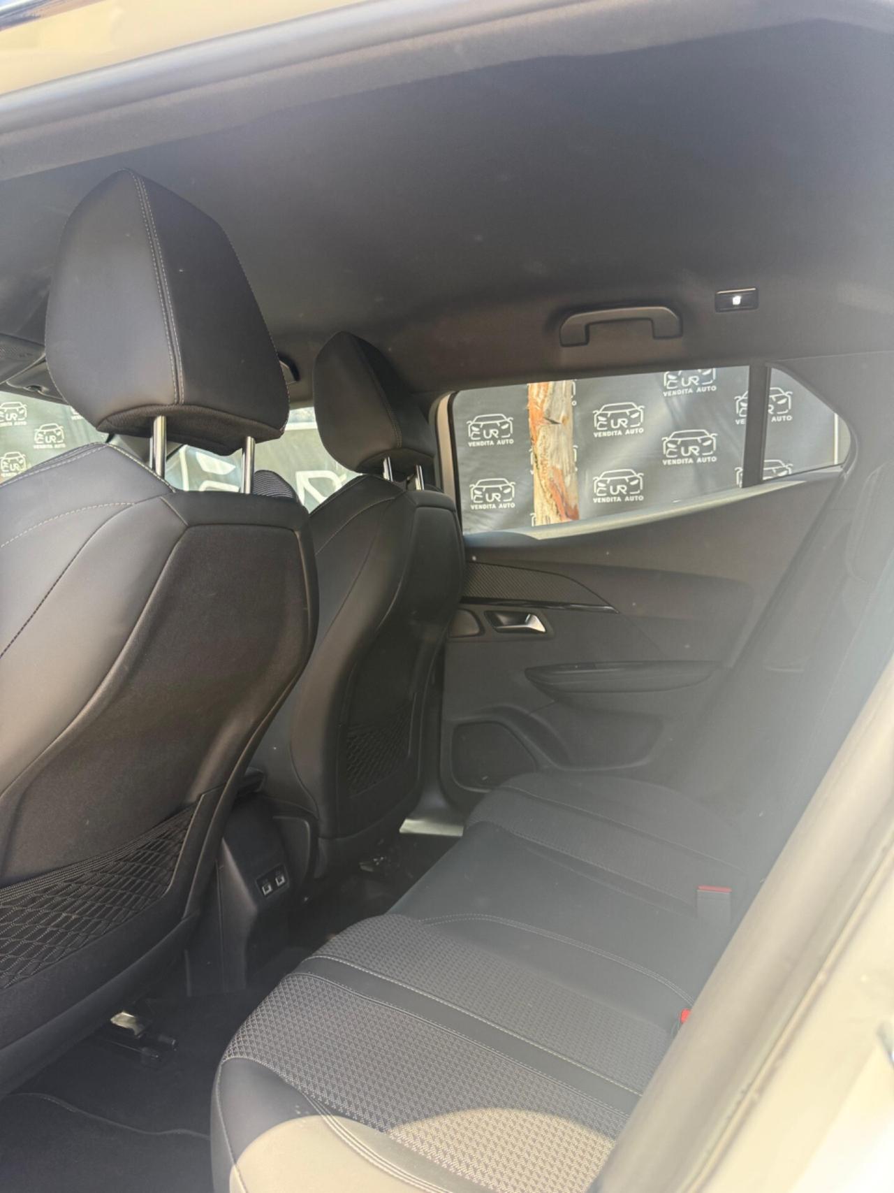 Peugeot 2008 PureTech 100 S&S Allure