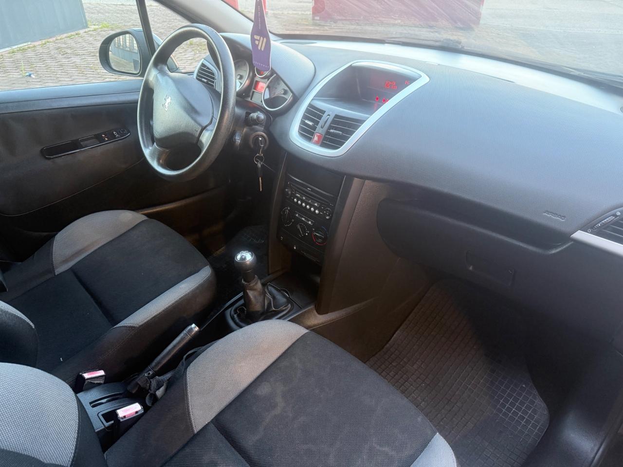 Peugeot 207 1.6 HDi 90CV FAP SW XS Ciel