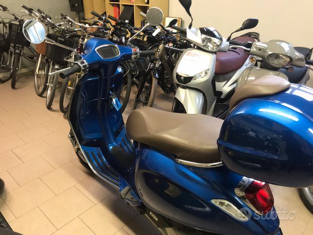 Piaggio Vespa 125 S DGT 08/2019 ER.46815