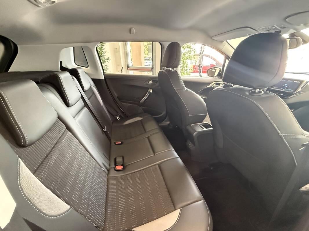 Peugeot 2008 1.6 bluehdi Allure 100cv my16