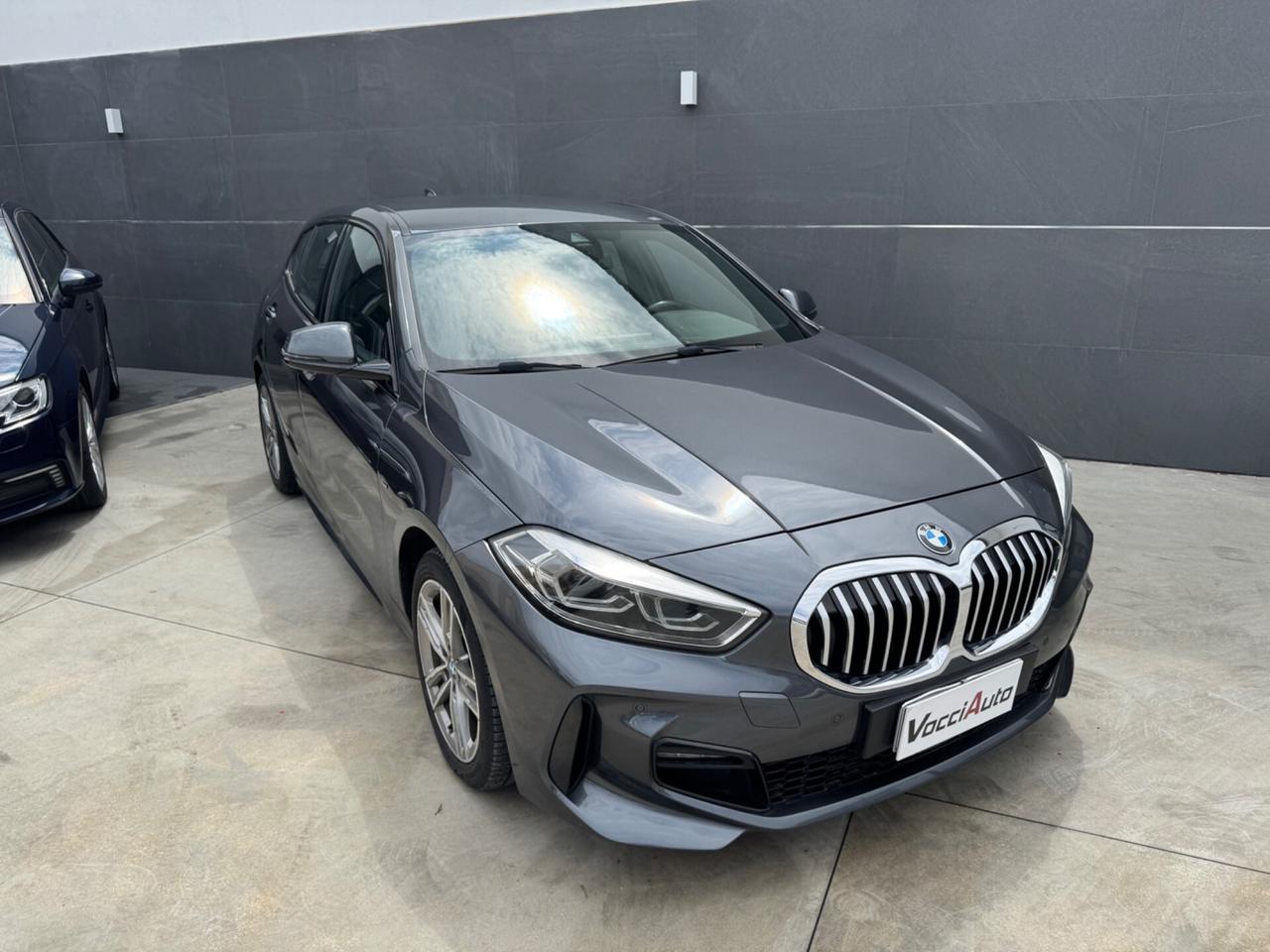 Bmw 118 118d 5p. Msport