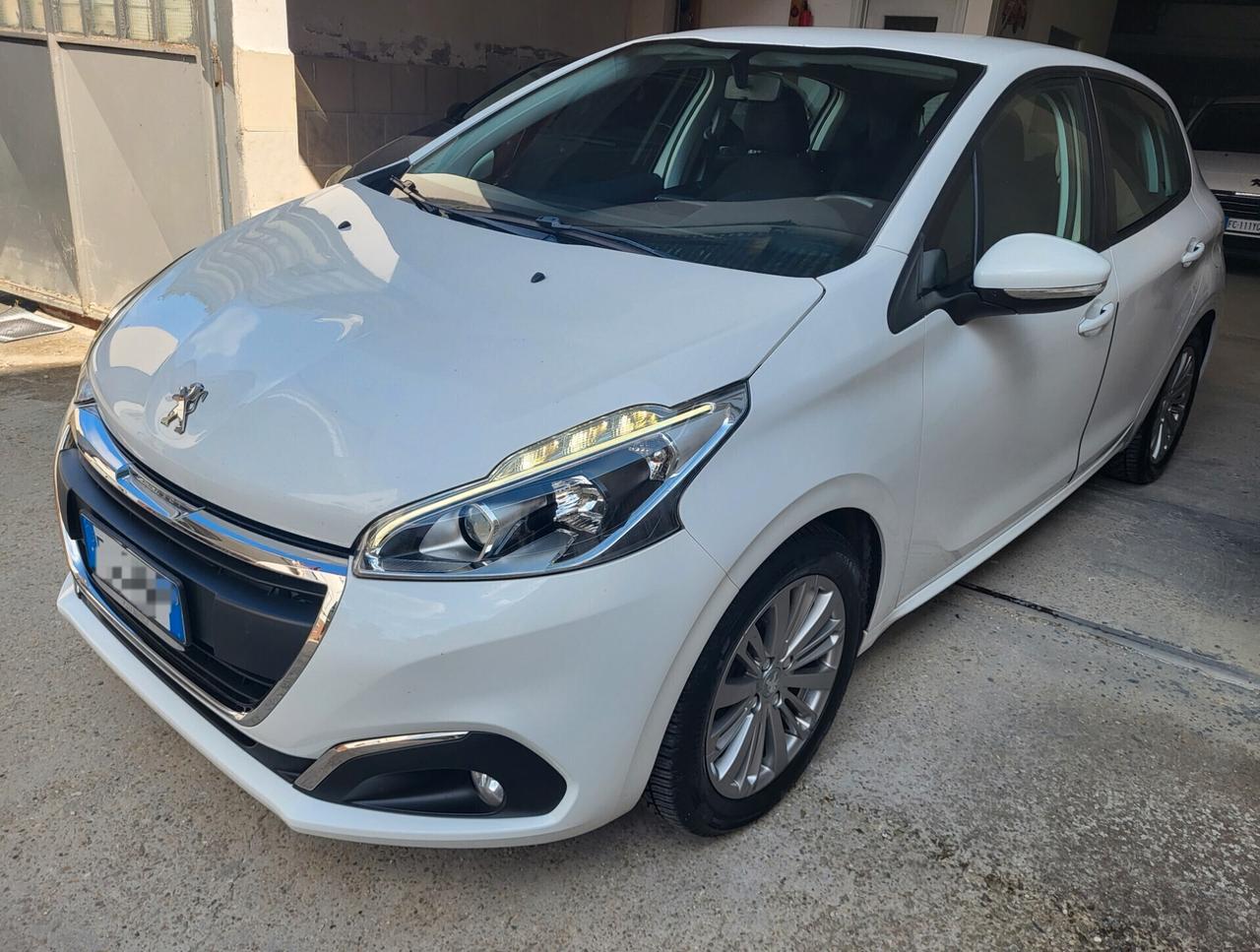 Peugeot 208 BlueHDi 75 5 porte Active