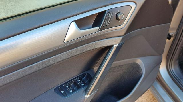 VOLKSWAGEN Golf 1.6TDI 110cv 5p. Comfortline APP CONNECT