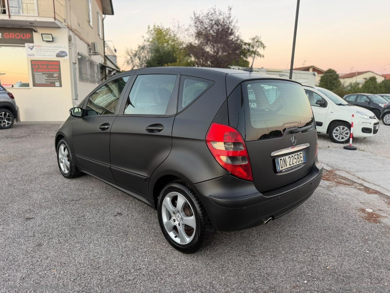 MERCEDES-BENZ A 150 Avantgarde BLACK MATT