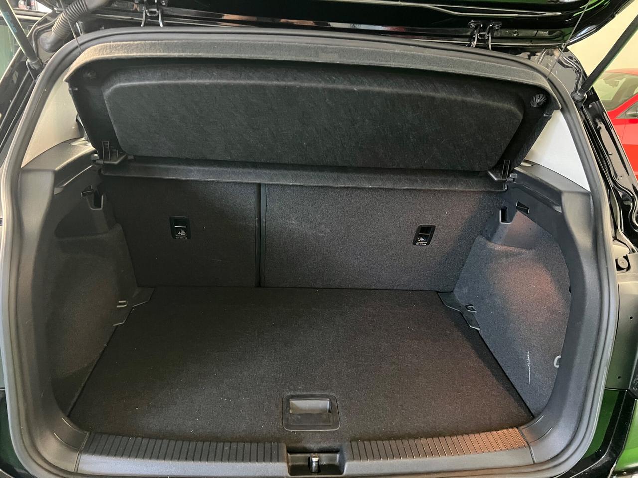 Volkswagen VW T-Cross 1.0 TSI Style BMT