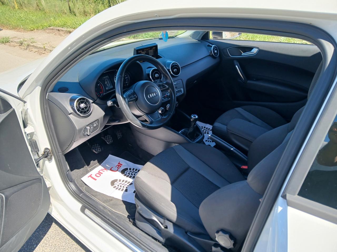 Audi A1 1.0 TFSI ultra Metal plus SOLO 27 MILA KM
