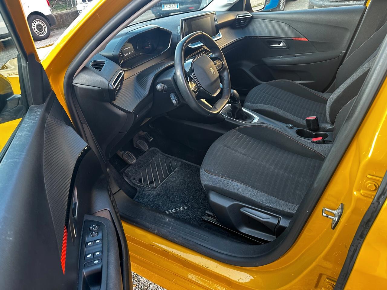 Peugeot 208 PureTech 75 Stop&Start 5 porte Allure Pack "NEOPATENTATI"