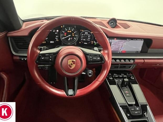 Porsche 911 Carrera 4S **Leasing 990 € al mese**