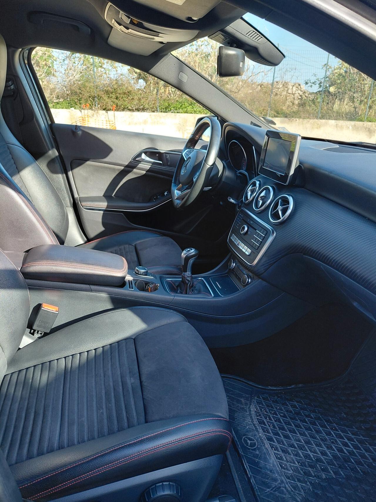 Mercedes-benz A 180 d Premium