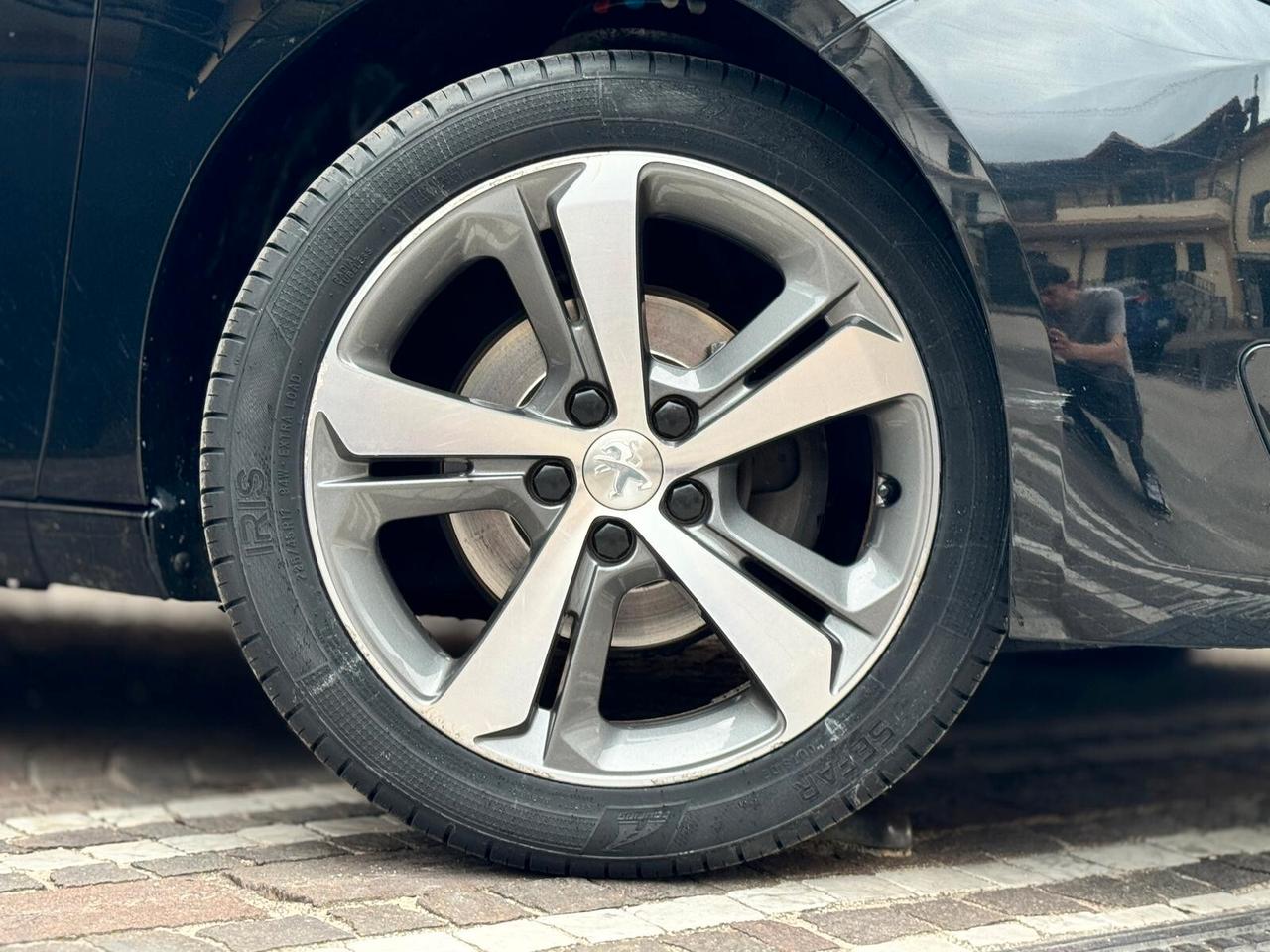Peugeot 308 BlueHDi 120 S&S SW Allure