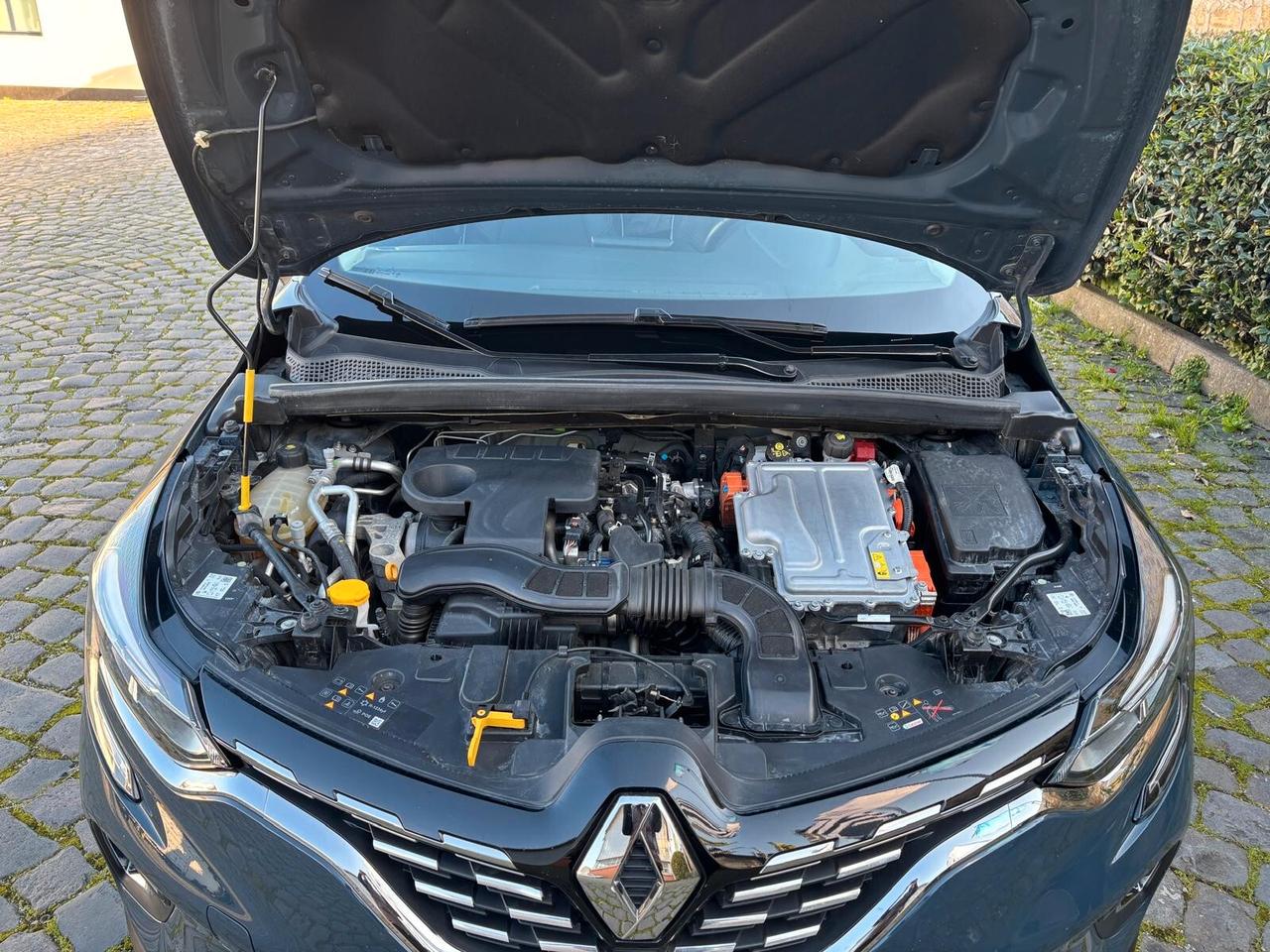 Renault Captur Full Hybrid E-Tech 145 CV Techno