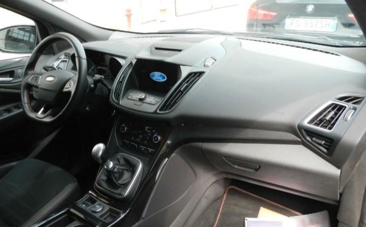 FORD KUGA 1.5 TDCI 120 CV ST-LINE NAVI BIXENO CERCHI RETROC.