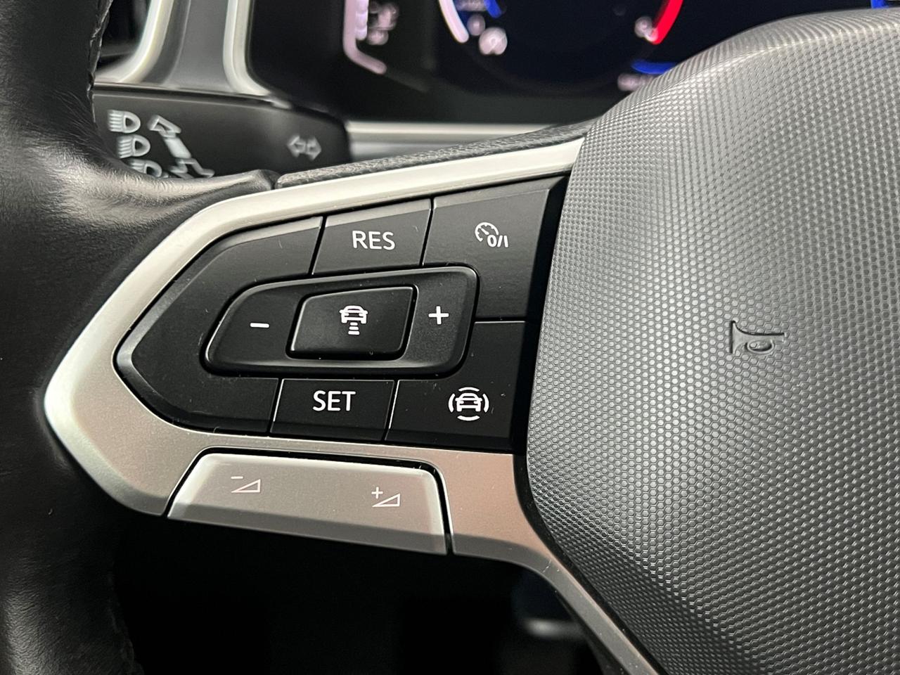 VOLKSWAGEN T-Roc 2022 T-Roc 1.0 tsi Style 110cv