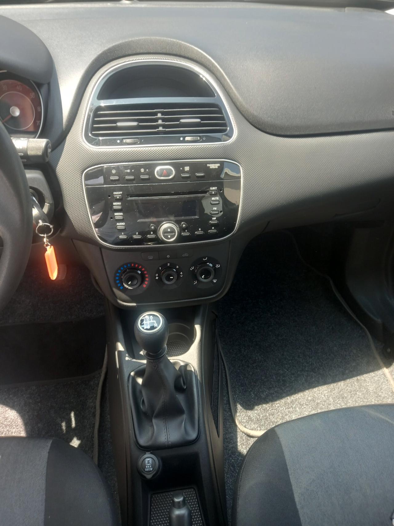Fiat Punto 1.4 8V 5 porte Lounge perfetta