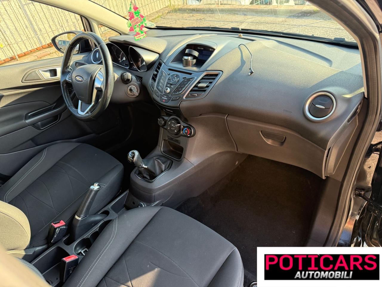 Ford Fiesta 1.5 TDCi 75CV 5 porte Business