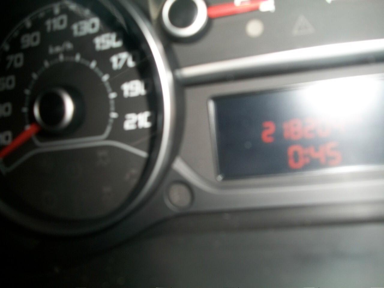 Fiat DOBLO IMMAT 28/ /07/2017 CC 1598 TDI EURO 06 DUE PORTE LATERALI EURO 7990,00 COMPRESO IVA SU FATTURA PIU PASSAGGIOPASSO LUNGO