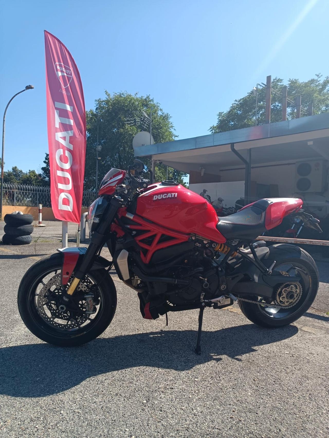 Ducati Monster 1200 R