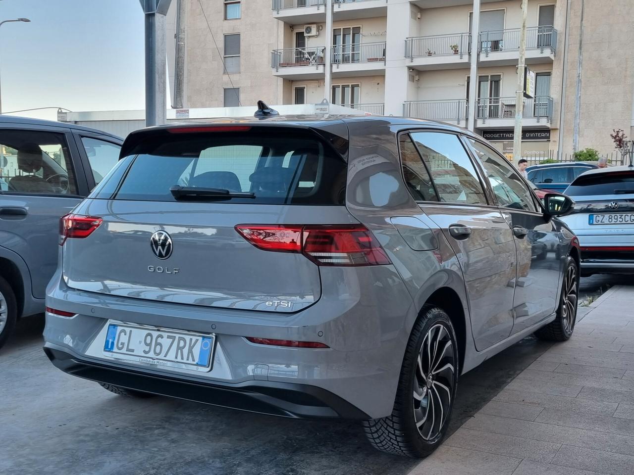 Volkswagen Golf 1.0 TSI EVO Life 110cv dsg