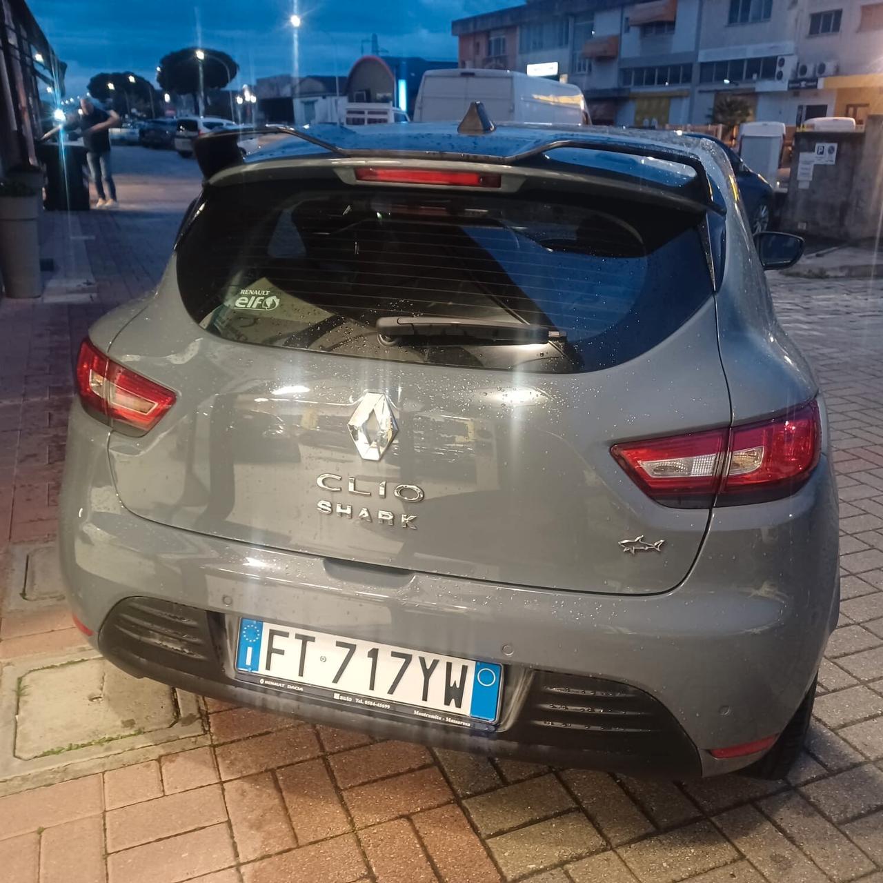 PERFETTA CLIO 1.5 SHARK PER NEOPATENTATI