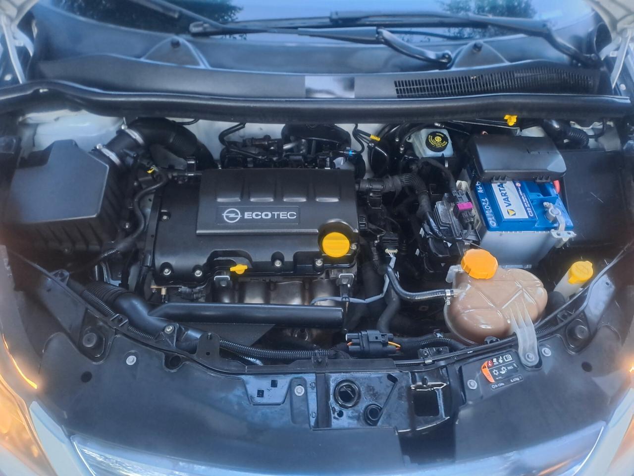 Opel Corsa 1.2 5 porte Sport km 114mila