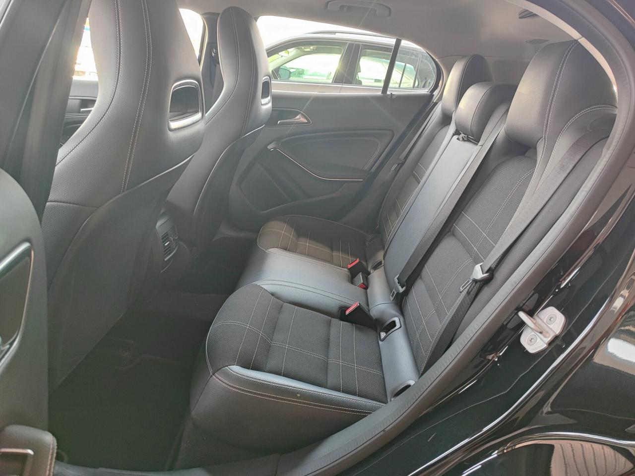 Mercedes-benz GLA 220 d Automatic 4Matic Premium