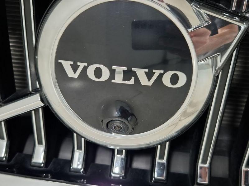 Volvo XC60 II 2022 2.0 b4 Plus Bright auto