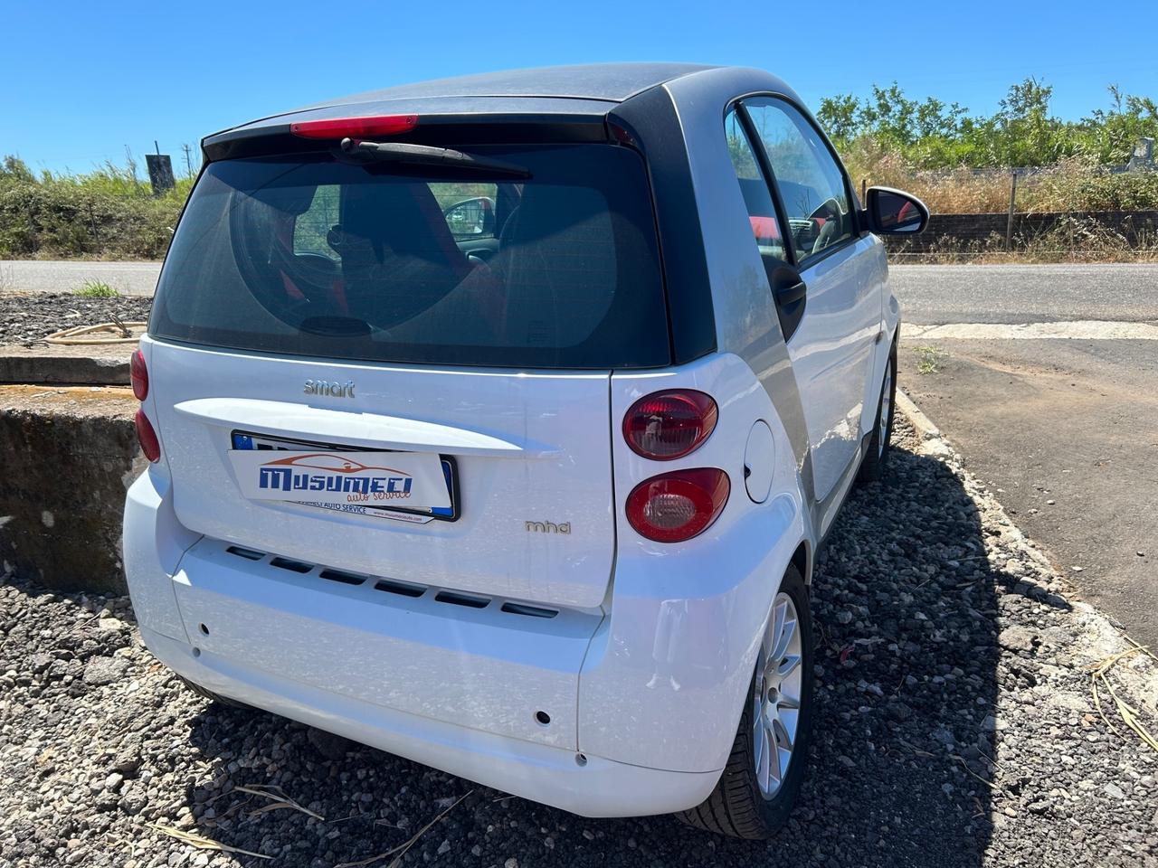 Smart ForTwo 1000 52 kW MHD coupé pure
