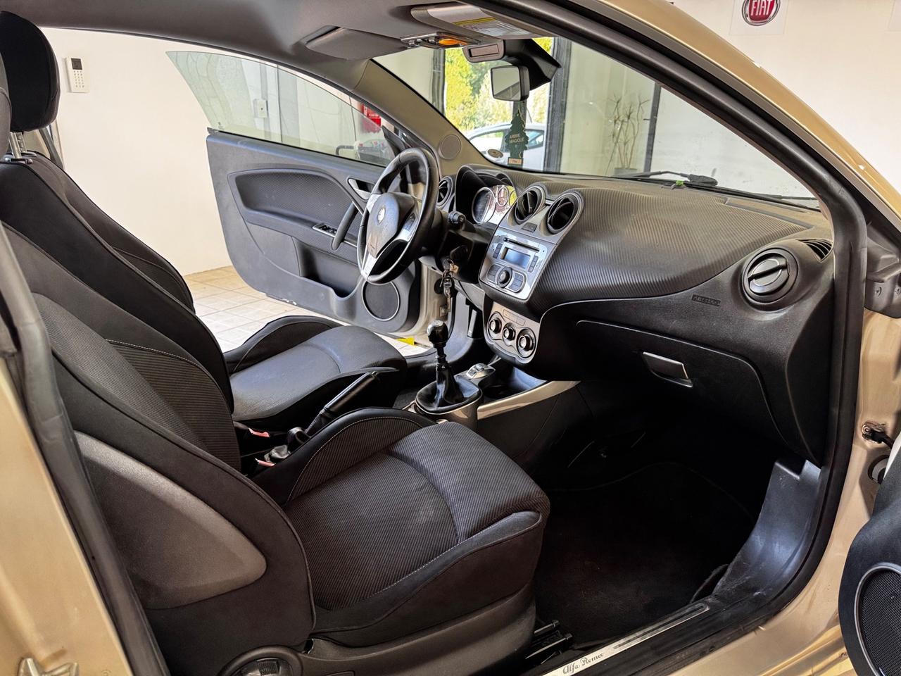 Alfa Romeo MiTo 1.4 78 CV Distinctive Sport Pack
