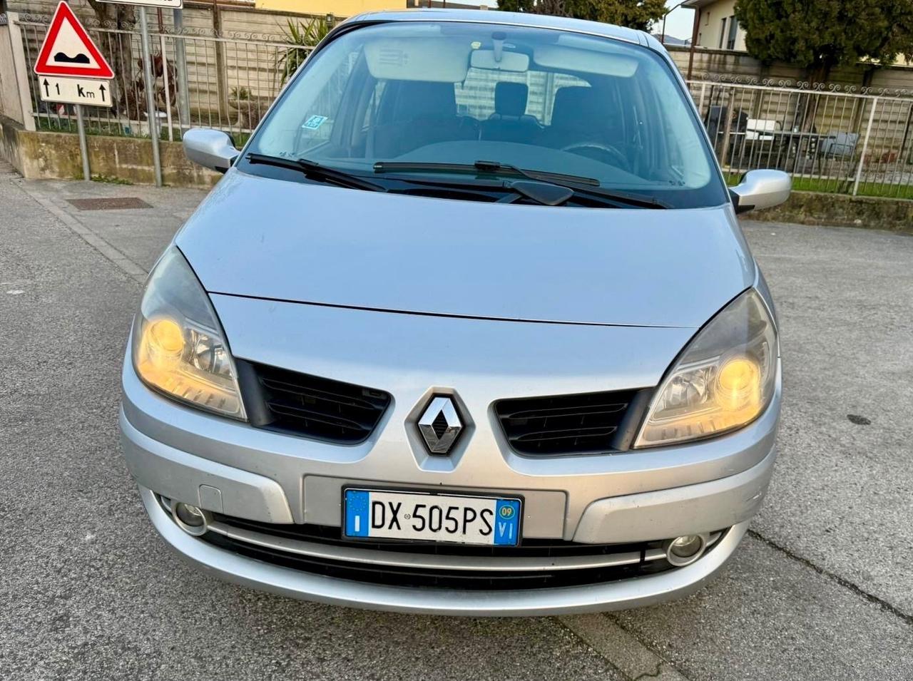 Renault Scenic Scénic 1.5 dCi/106CV Serie Speciale PlayStation Portable