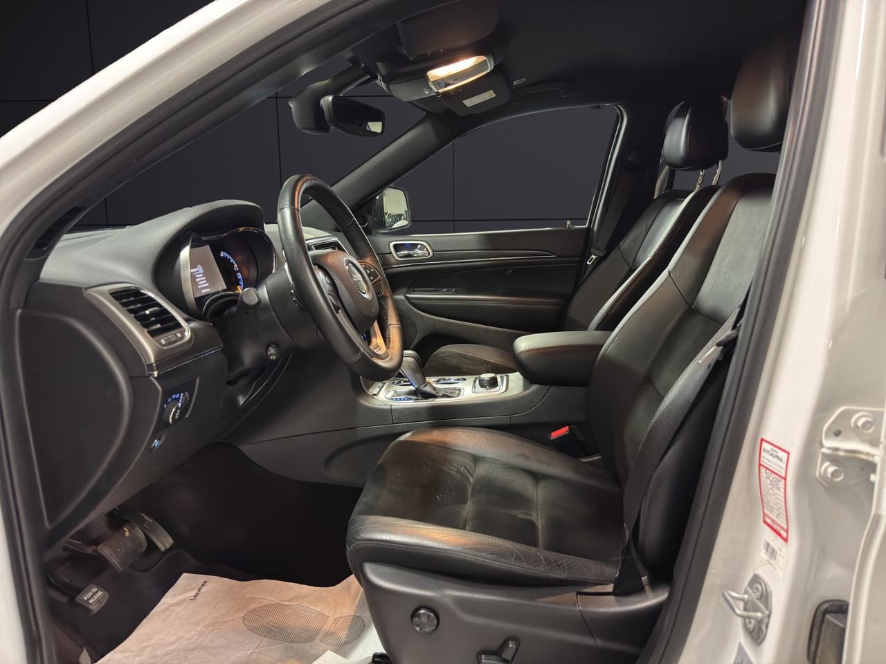 Jeep Grand Cherokee 3.0 V6 CRD 250 Multijet II Night Eagle