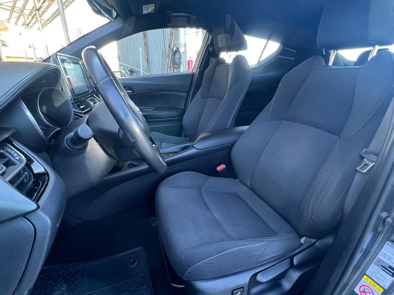 Toyota C-HR 1.8 Hybrid E-CVT 2WD Business FINANZIABILE