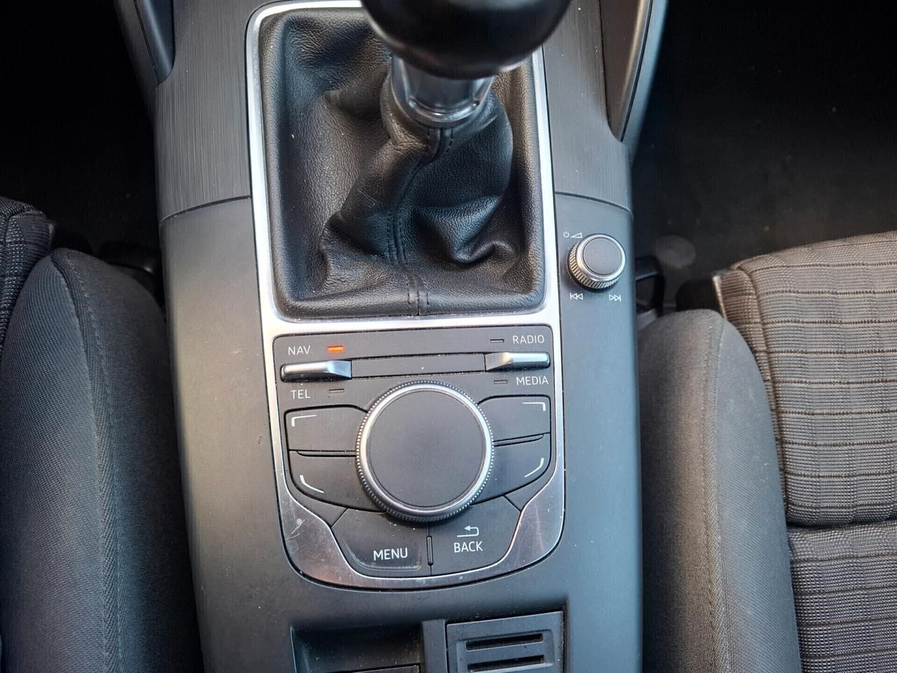 Audi A3 Sedan 2.0 TDI clean diesel Ambition