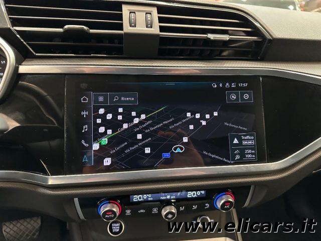 AUDI Q3 35 TDI S tronic Identity Black