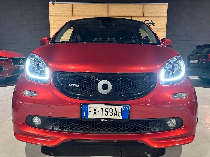Smart brabus FOR FOUR XLLUSIVE 109CV-JBL