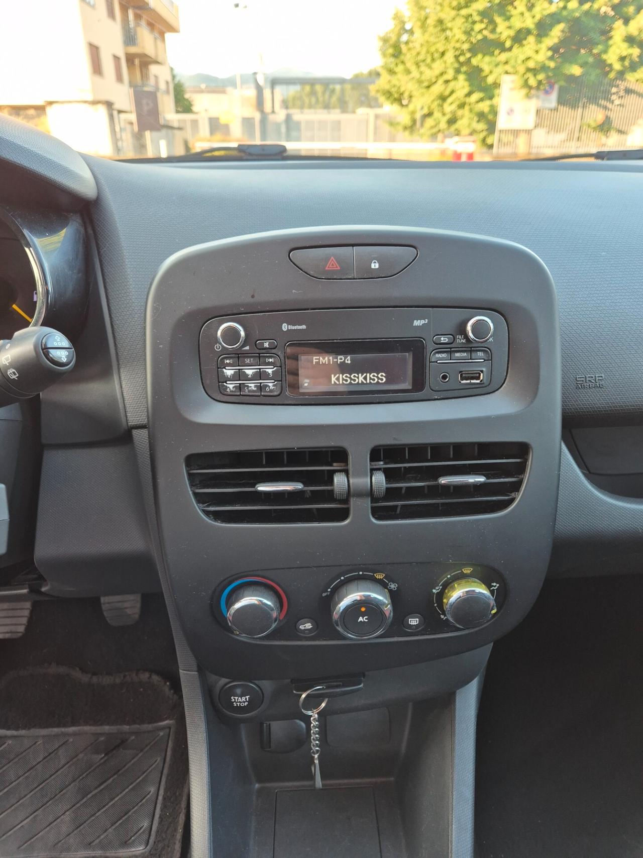 Renault Clio 1.2 75CV GPL 5 porte Wave