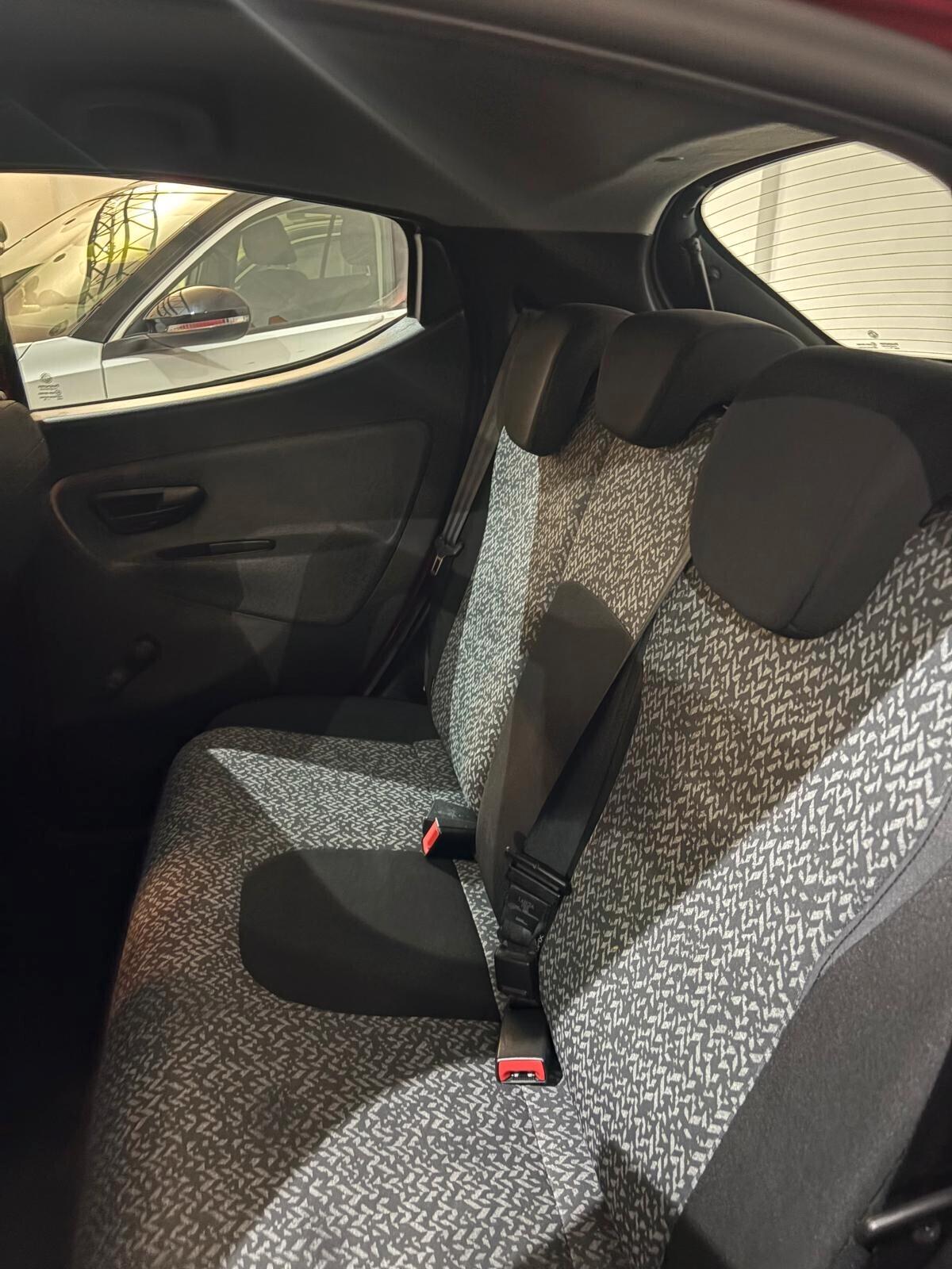 Lancia Ypsilon 1.2 69 CV 5 porte GPL Ecochic Gold