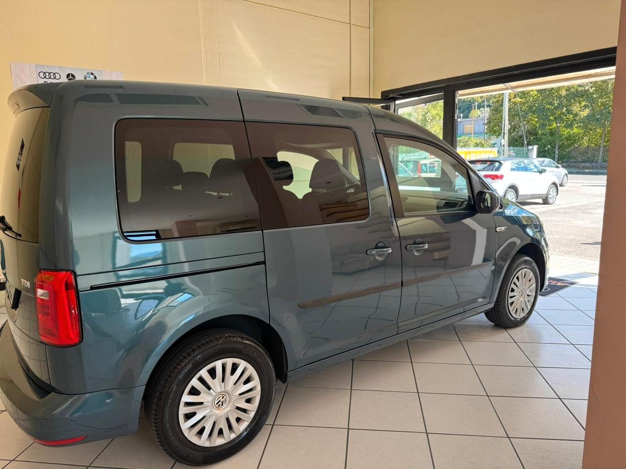 Volkswagen Caddy 2.0 TDI 102 CV Highline Maxi
