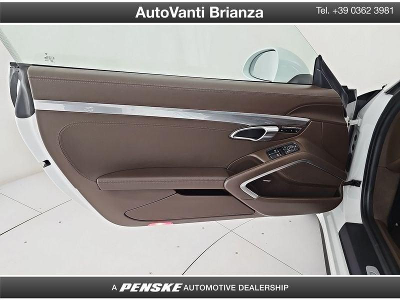 Porsche 911 911 Coupe 3.0 Carrera 4