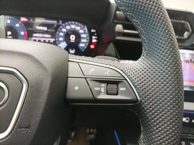 AUDI A3 Sportback 35 TDI S tronic s- line