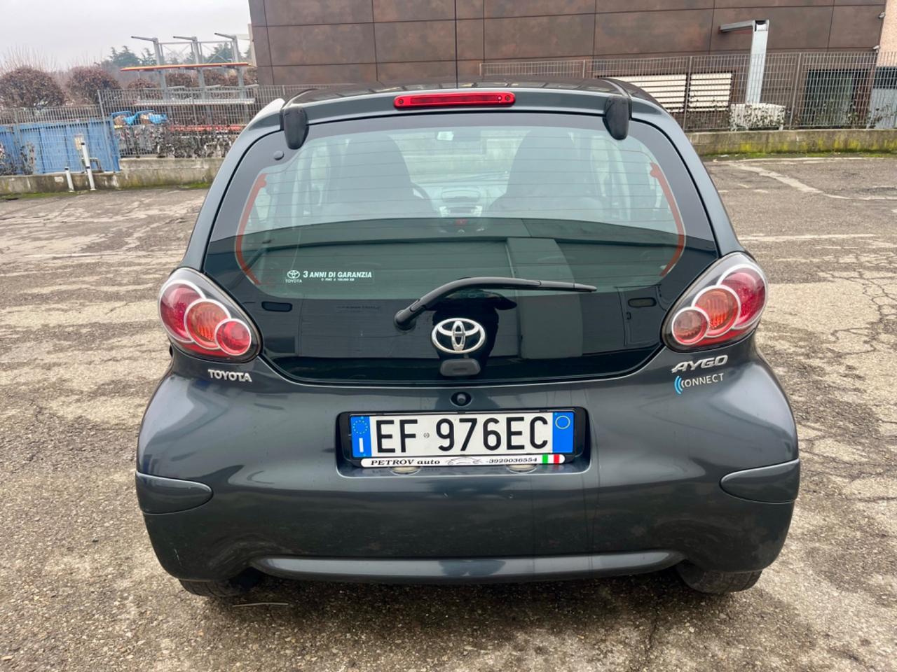 Toyota Aygo 1.0benz 2011 141.000km perfetta per neopatentati