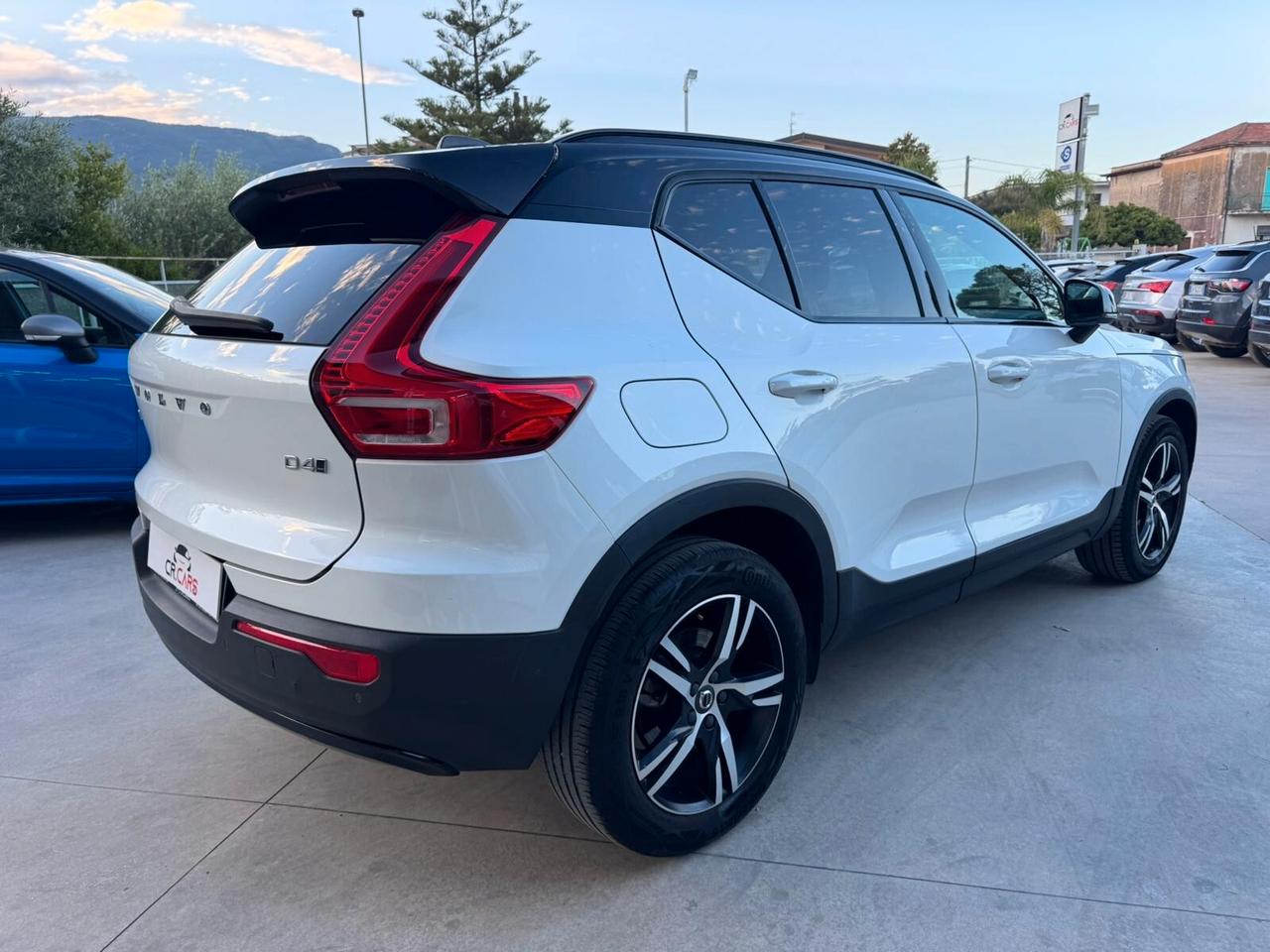 Volvo XC40 D4 AWD Geartronic R-design