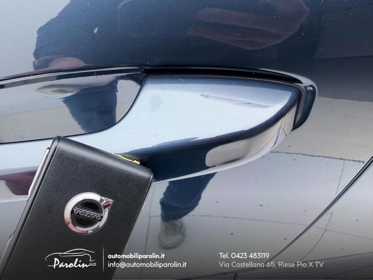 Volvo XC40 1.5 t3 Momentum Pro Telecamera-Cerchi 19''
