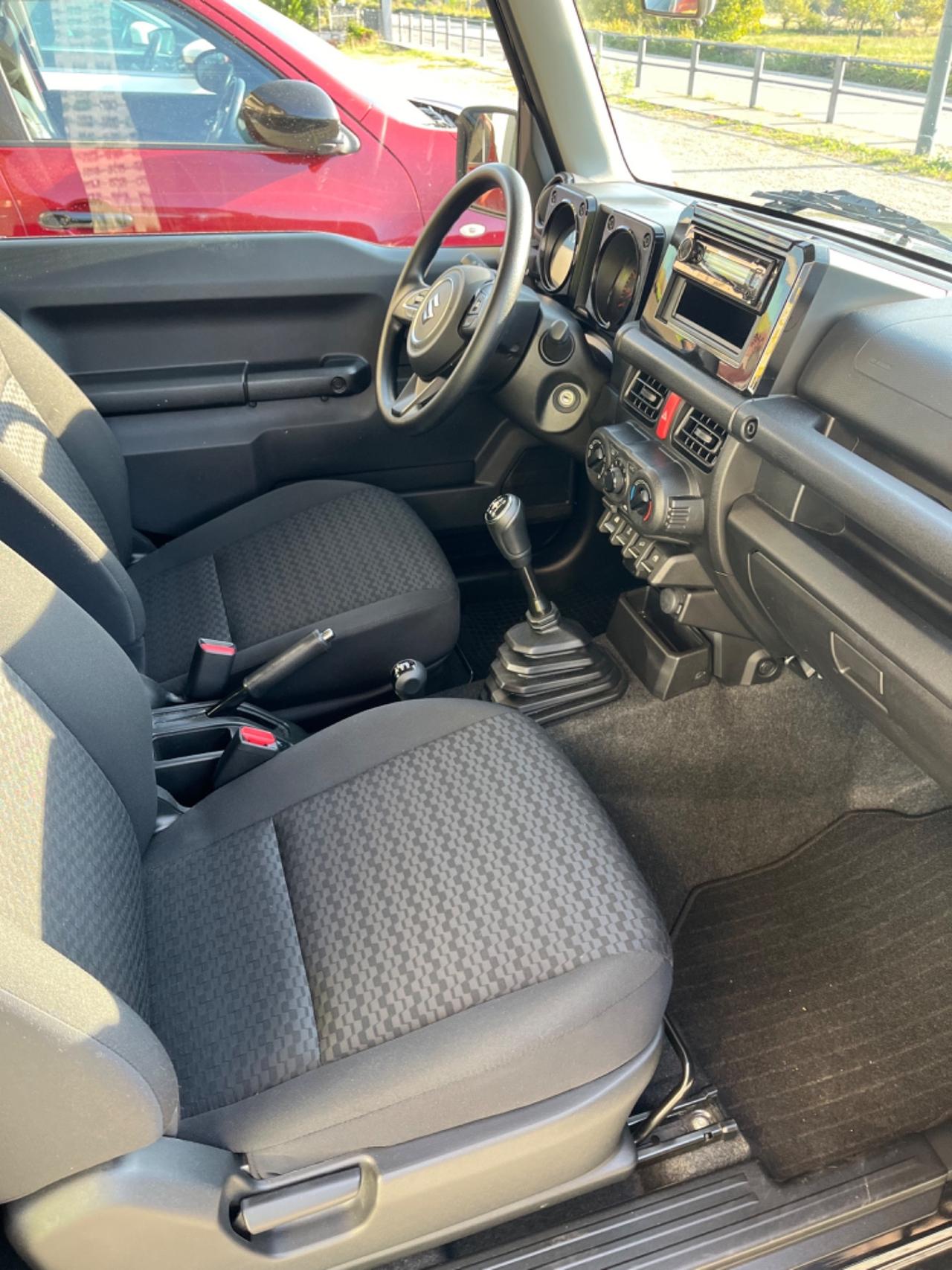 Suzuki Jimny 1.5 5MT PRO (N1)