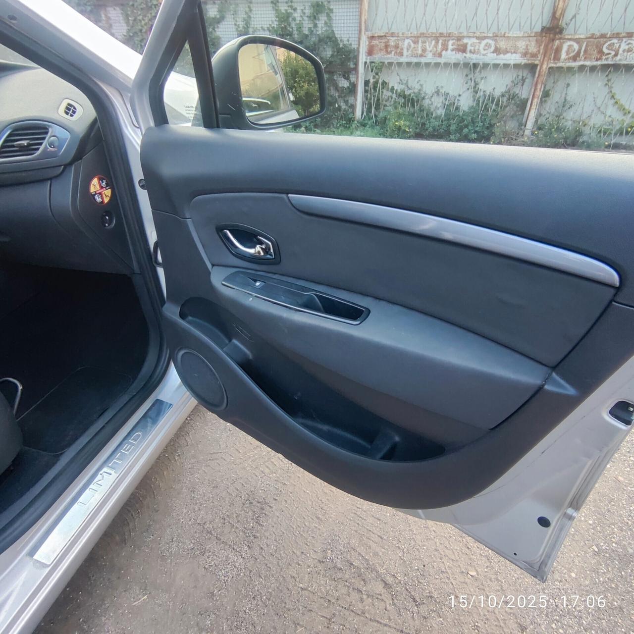 Renault Scenic Scénic 1.5 dCi 110CV Start&Stop Limited euro 5