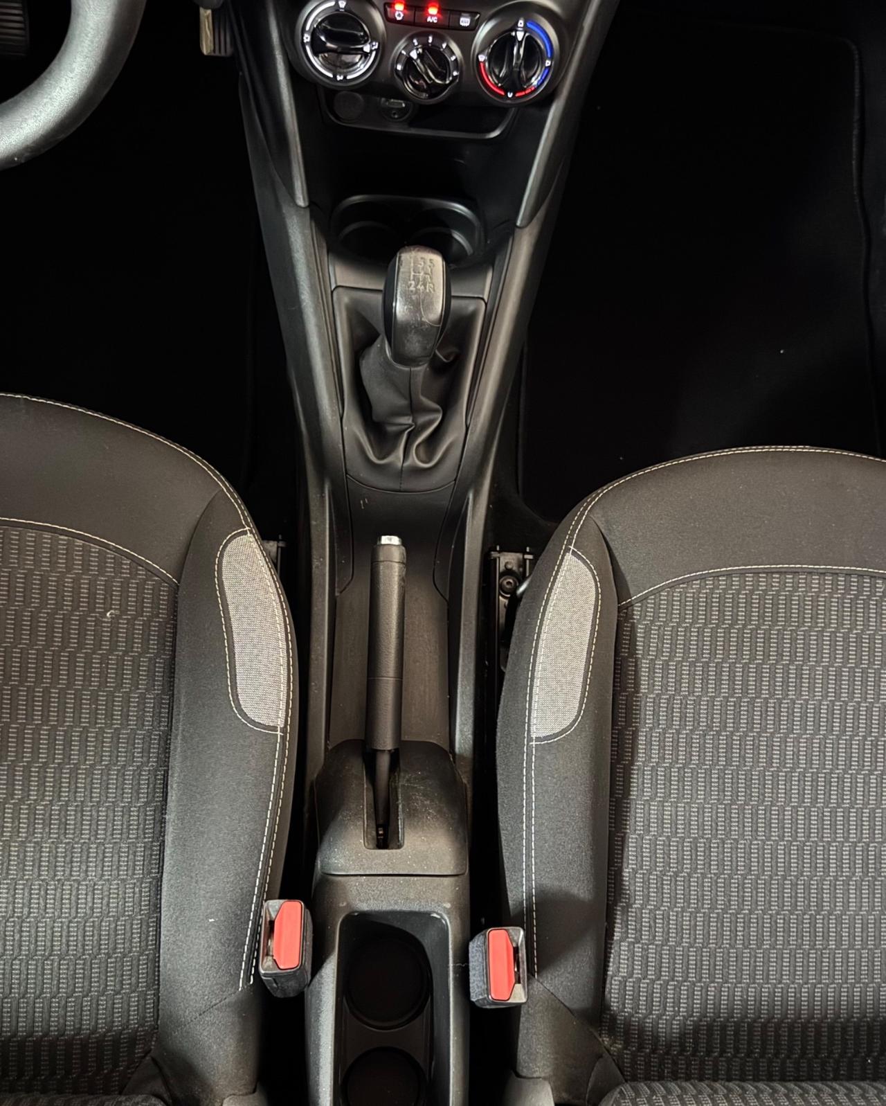 Peugeot 208 5 porte Access 110000 CHILOMETRI