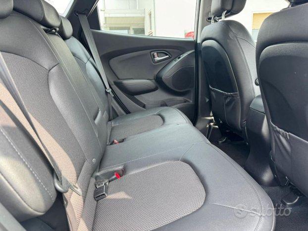 HYUNDAI iX35 2.0 CRDi 4WD A/T Xpossible