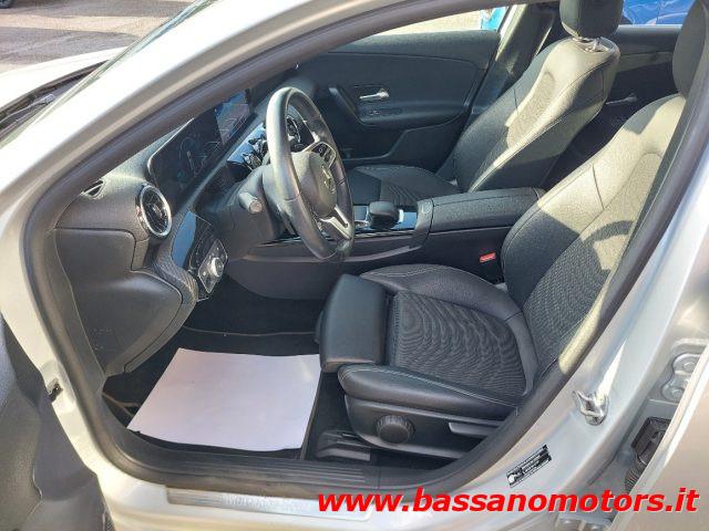 MERCEDES-BENZ A 250 e hybrid EQ Business Plug In